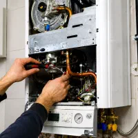 تعمیرات سرویس و نصب پکیج آبگرمکن گاز رومیزی