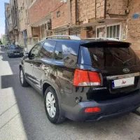 سورنتو ۲۰۱۱  مشکی  بدون رنگ  بی‌تصادف