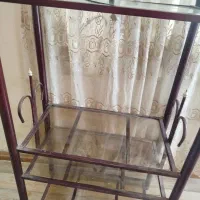 زیر تلویزیون فلزی