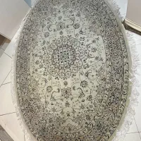 فرش بیضی در حد نو