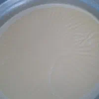 شیر تازه محلی