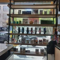 ویترین مغازه