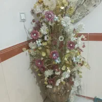 درب توری و گلدان