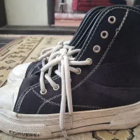 ‌کفش اسپورت دخترانه سایز ۳۷ در حد نو