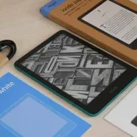 کتابخوان کیندل پیپروایت نسل ۱۲