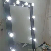 آینه دور لامپی