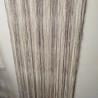 پرده و تعدادی وسایل پرده کارکرده