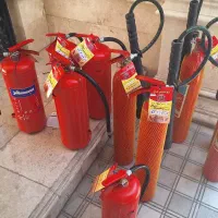 شارژ و سرویس انواع کپسول آتش نشانی