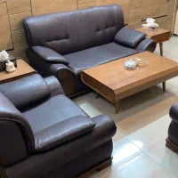 مبلمان چرم و چوب   7 نفره