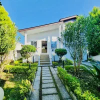 فروش نیم پیلوت باغی سند دار با ۳۰۰ متر زمین