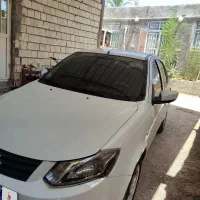 ساینا 1400 کارمندی