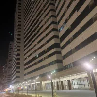 114متر-پنجره-سرتاسر-قدی-فول-دیزاین-کاسبی