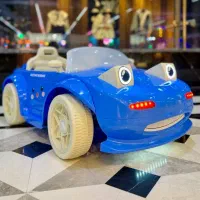 ماشین شارژی  چشمک زن مناسب تا ۵-۶ سال