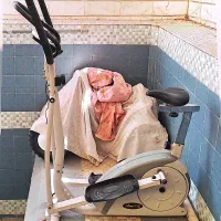 دوچرخه ثابت ورزشی