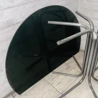 میز نیم دایره