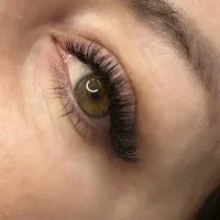 اکستنشن مژه در لنگرود