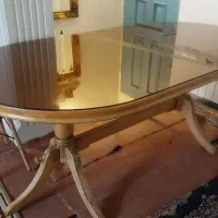 میز ۸ نفره