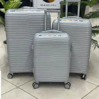 پخش چمدان سه تیکه نشکن مدل کارینا ۹/۸۰۰ت