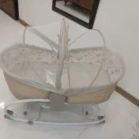 تخت نوزاد