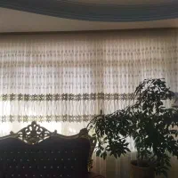 پرده کاملا نونو +دو تا دستک