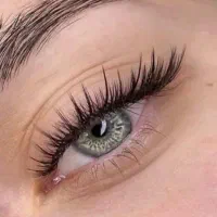 کاشت و اکستنشن مژه با هزینه مناسب