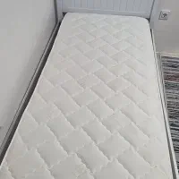 تخت یک نفره به همراه تشک