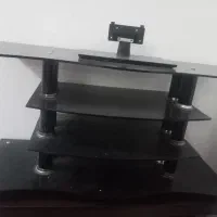 میز تلویزیون شیشه ای