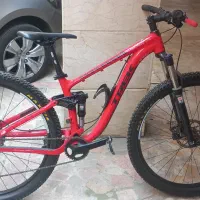 دوچرخه ترک trek آمریکایی دو کمک