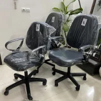 تکی هم فروش داریم چرخدار صندلی کامپیوتر