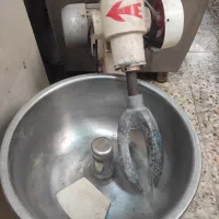 دستگاه خمیرساز ۱۰ کیلویی