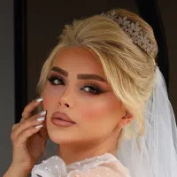 اموزش میکاپ، مدل میکاپ