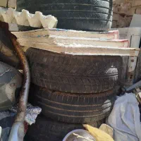 تعداد زیادی وسایل موتورسیکلت و4حلقه رینگ لاستیک