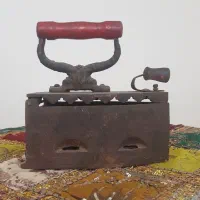 اتو زغالی قدیمی