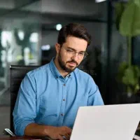مترجم زبان انگلیسی