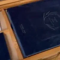 عکس.  آگهی رو کامل بخون