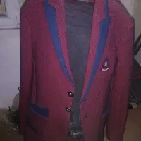 فروش 2 دست کت و شلوار پسرانه