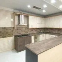 ۱۰۰ متری  طبقه اول / ۲۱متری دهقان/ چهارراه نجف پور