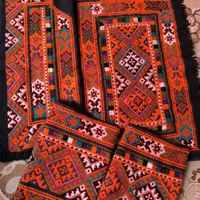 زی آستین طاووسی|لباس|خاش, |دیوار