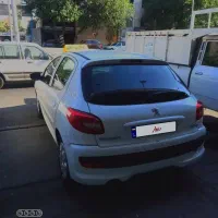پژو 207