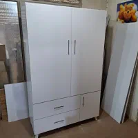 کمد لباس از عرض ۸۰ تا عرض ۱۶۰ موجود هست