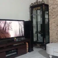 ویترین سه طبقه پشت آیینه ای