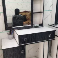 ایینه وکنسولی