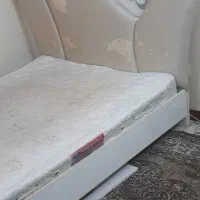 تخت دو نفره
