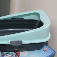 ظرف خاک گربه