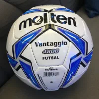 توپ سالن و چمن مصنوعی تنبل