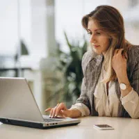 کارآموز خبرنگاری اقتصادی