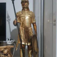 مجسمه هخامنشی