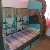 تخت دو طبقه