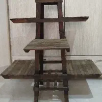 استند چوبی گل و گیاه