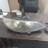 یک جفت چراغ جک سواری و رادیات ساینا